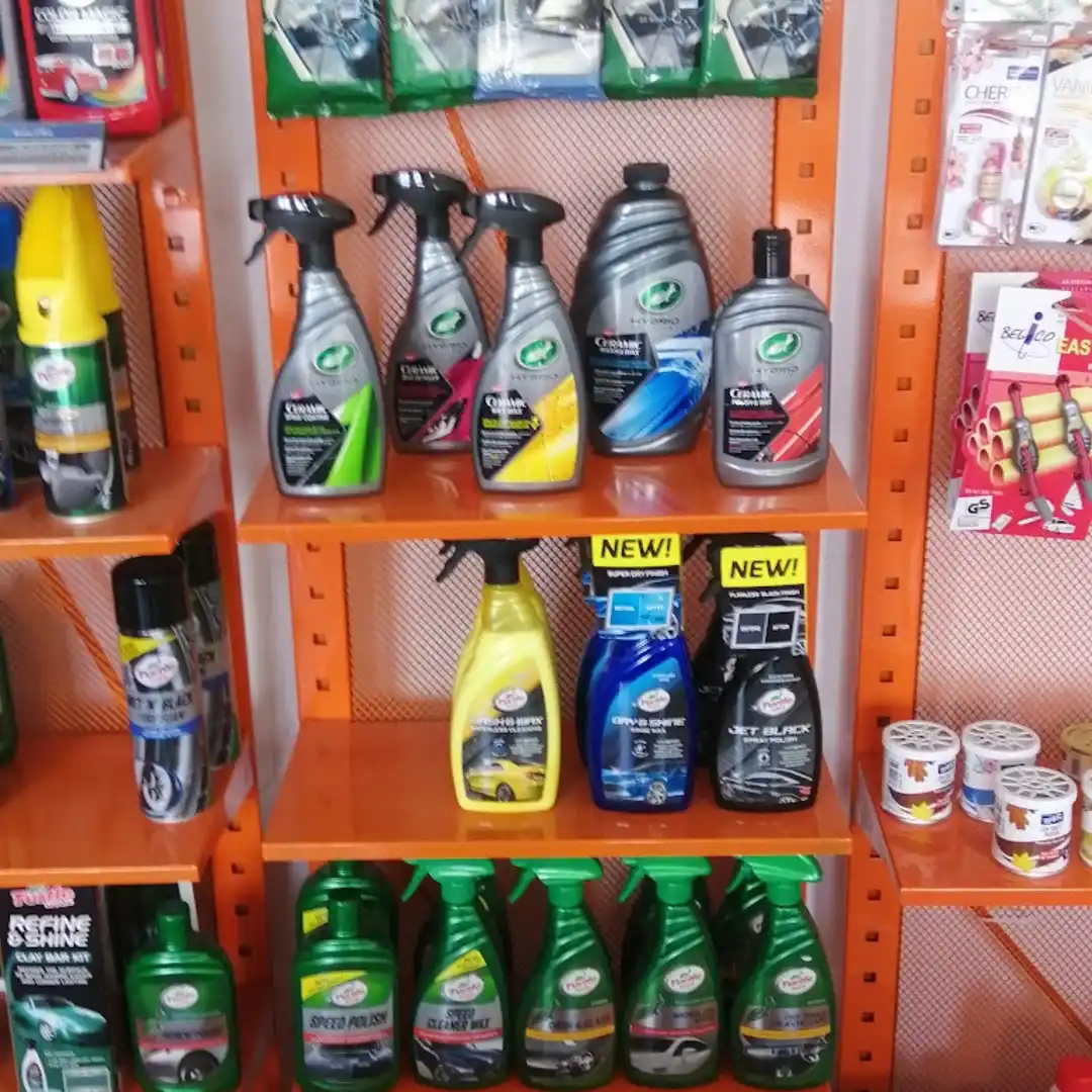 Tienda de repuestos de coche "Star 2001"