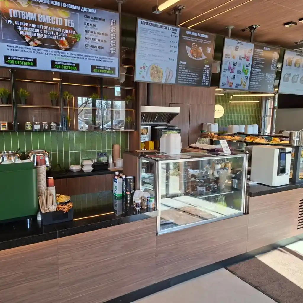 "SmartFit Kitchen" - Restauracja ze zdrową żywnością i dostawą (4/4)