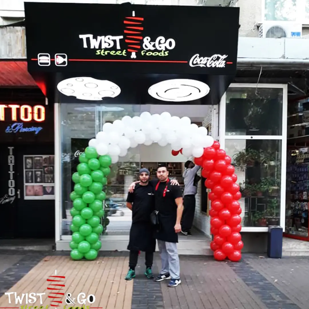Twist and Go Street Foods