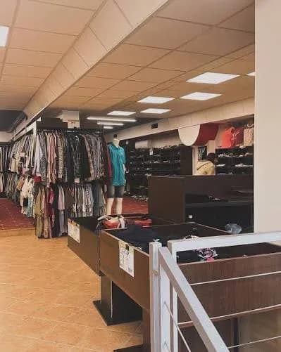 Abbigliamento Usato "Rebay" - Sede Ovcha Kupel