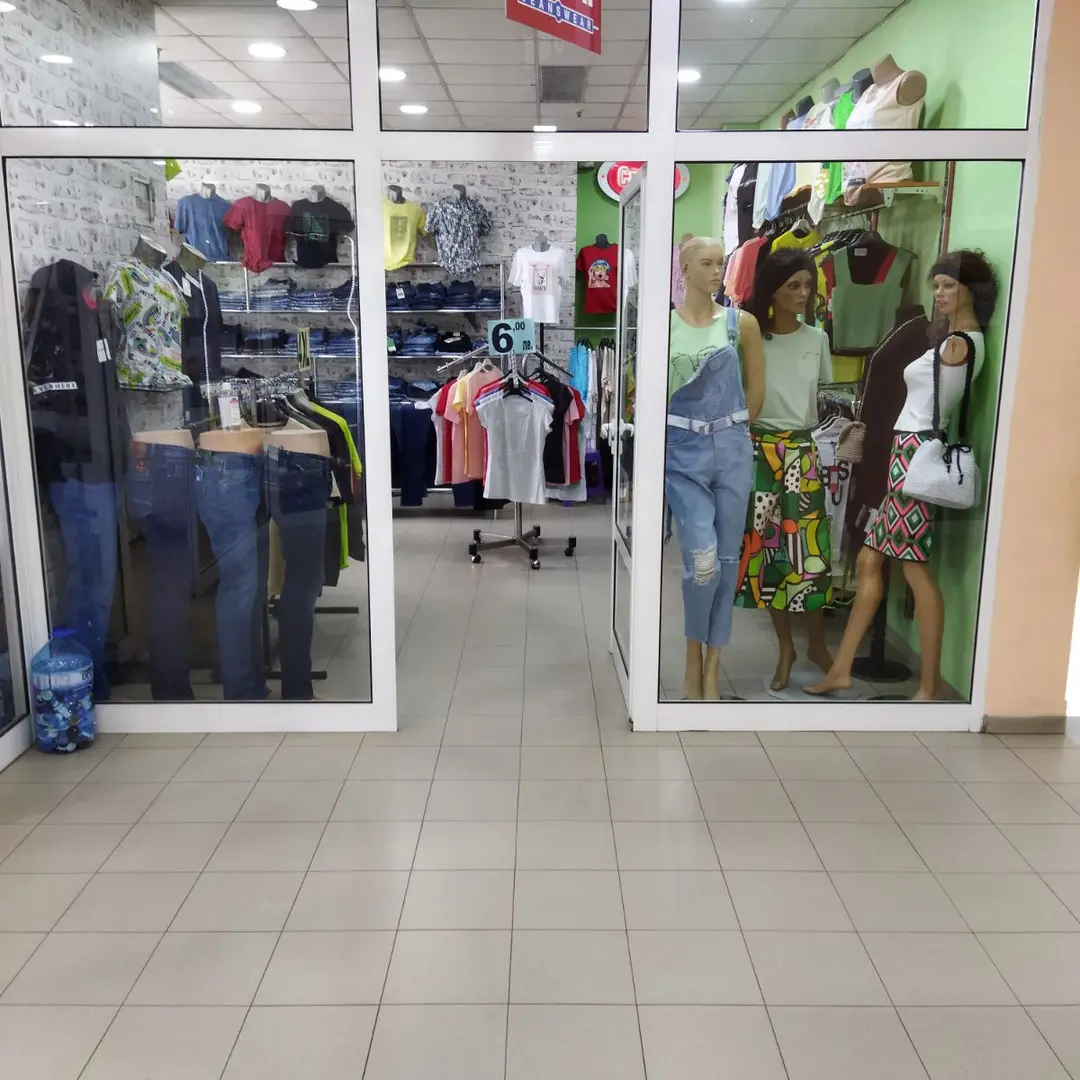 "Galaxy Jeans" – Jeans e moda per tutta la famiglia