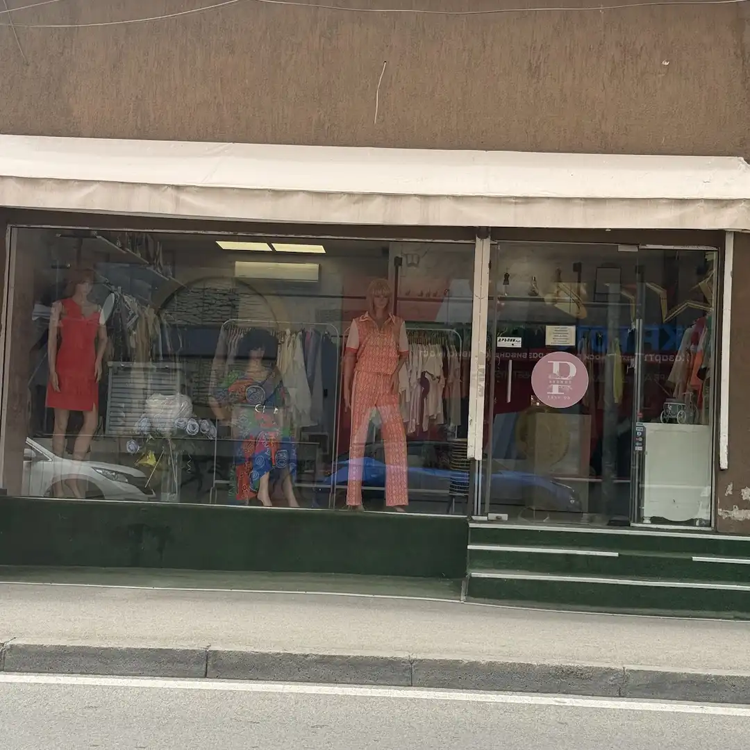 Negozio di Abbigliamento Donna "P avenue" – Sede Manastirski Livadi