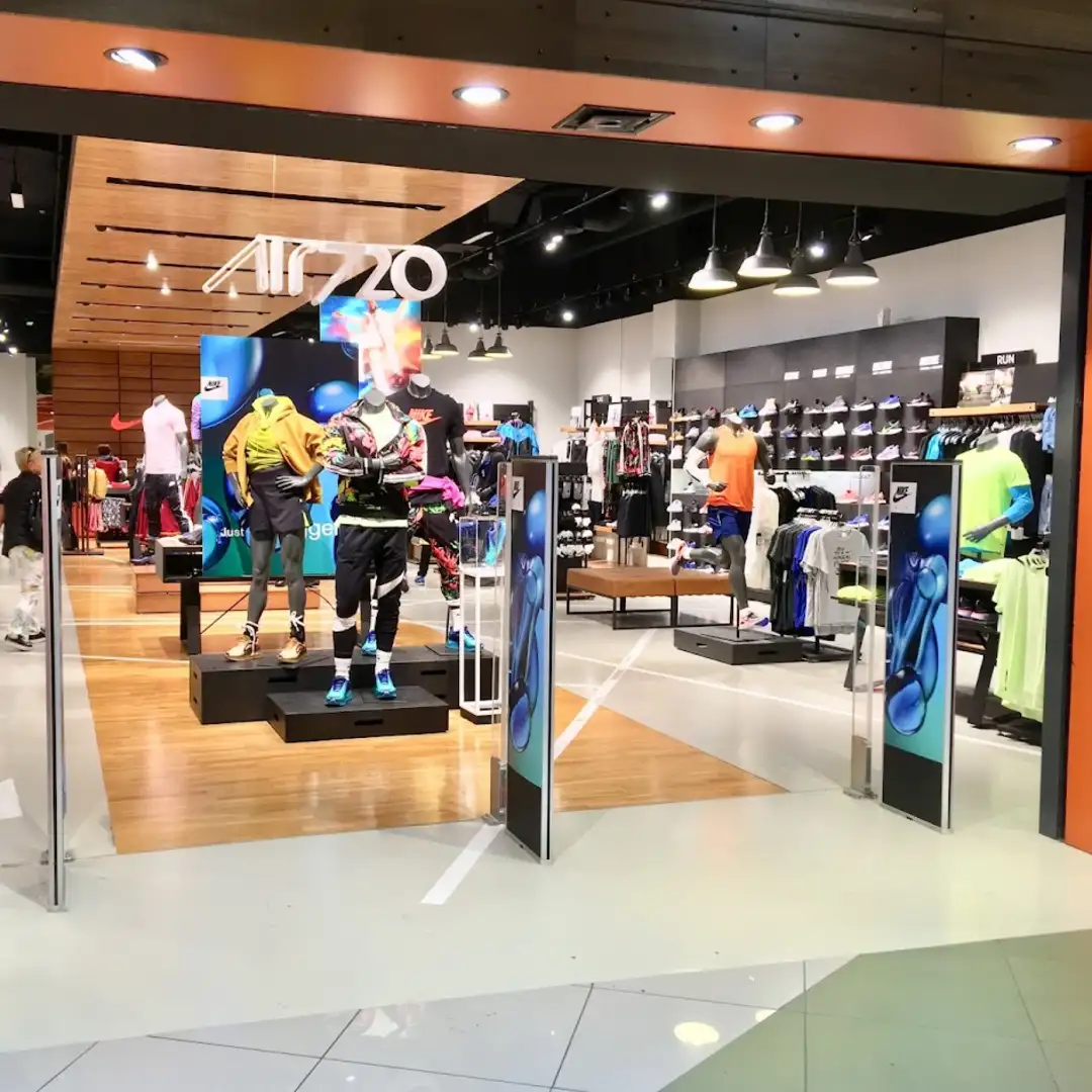 Nike Store Sofia - Negozio Ufficiale di Articoli Sportivi