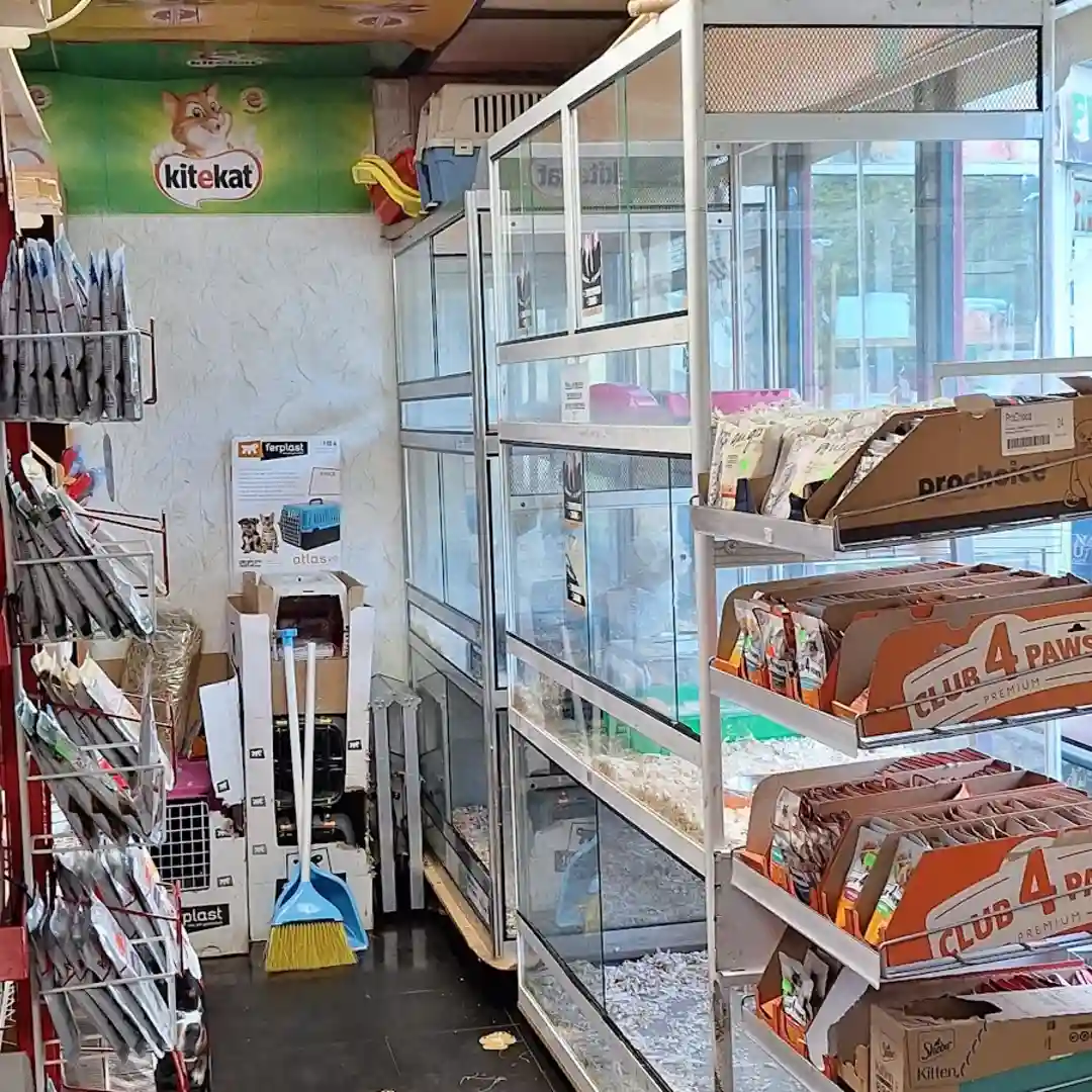 Negozio per Animali "Darg" - Cibo e accessori per animali domestici