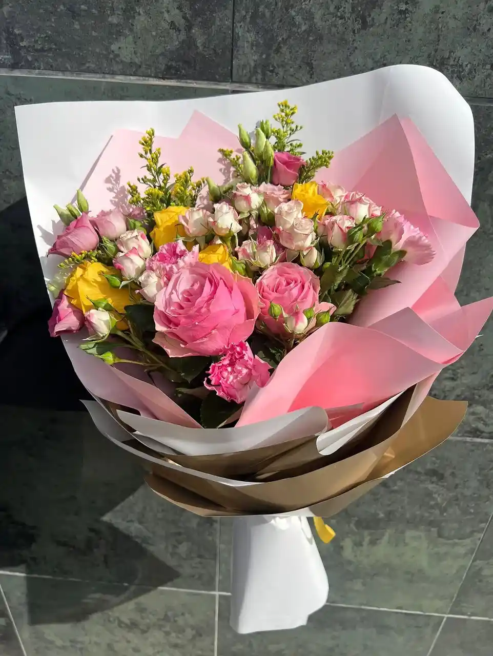 "ABI Flowers" - Blumenladen und Bouquets (3/3)