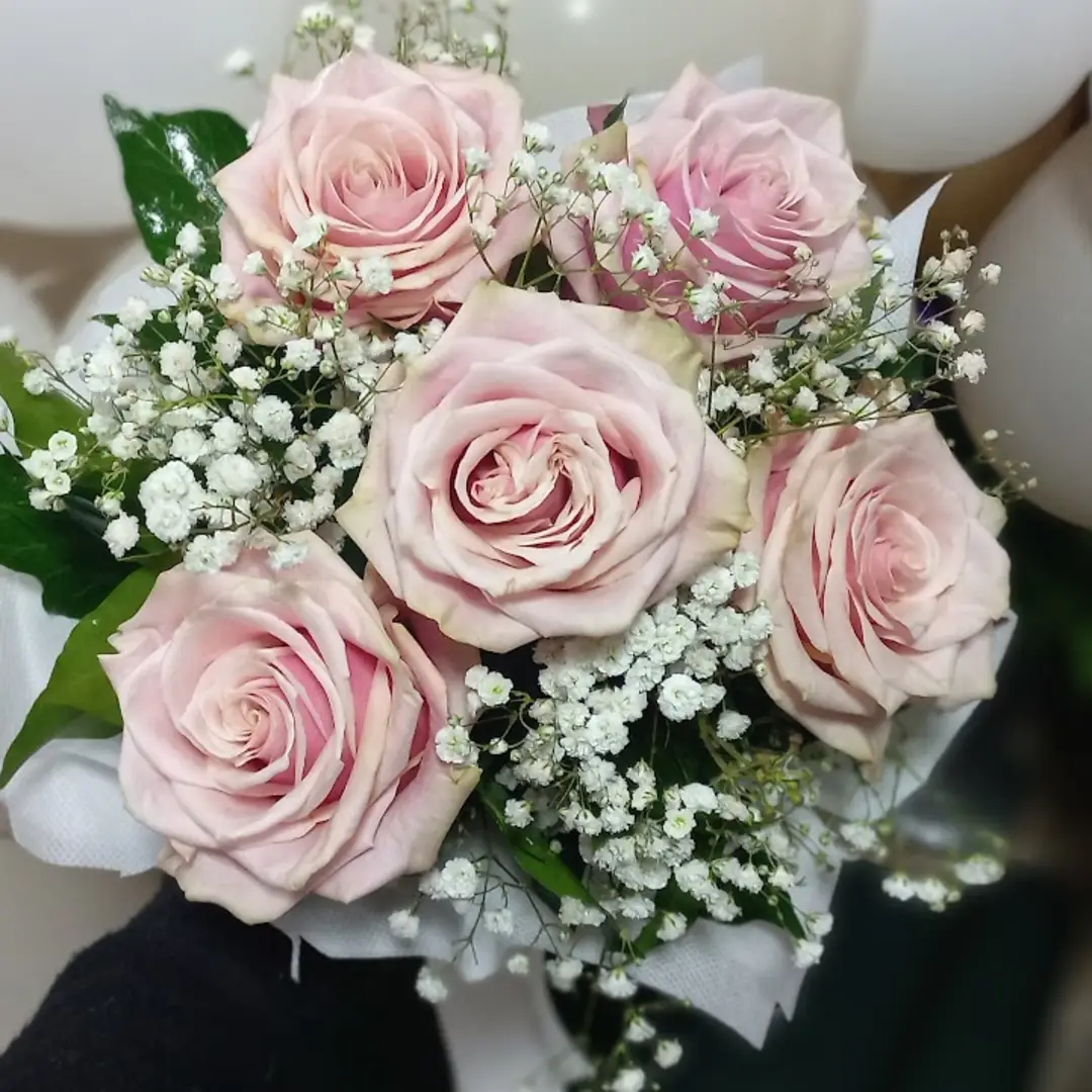 Blumenladen "Tina" - Individuelle Blumenarrangements