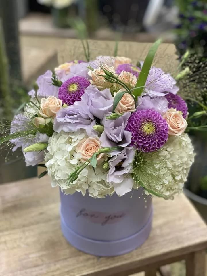 Blumenladen "Tsvete za teb" - Mit Finesse gefertigte Blumensträuße