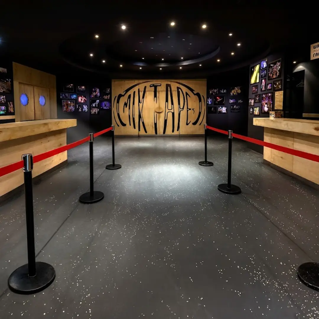Klub "MIXTAPE 5" – Muzyka na żywo i niezapomniane wieczory
