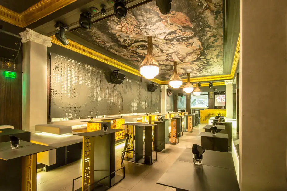 Club "Bedroom" Sofia – Luxe, Musique et Vie Nocturne (2/2)