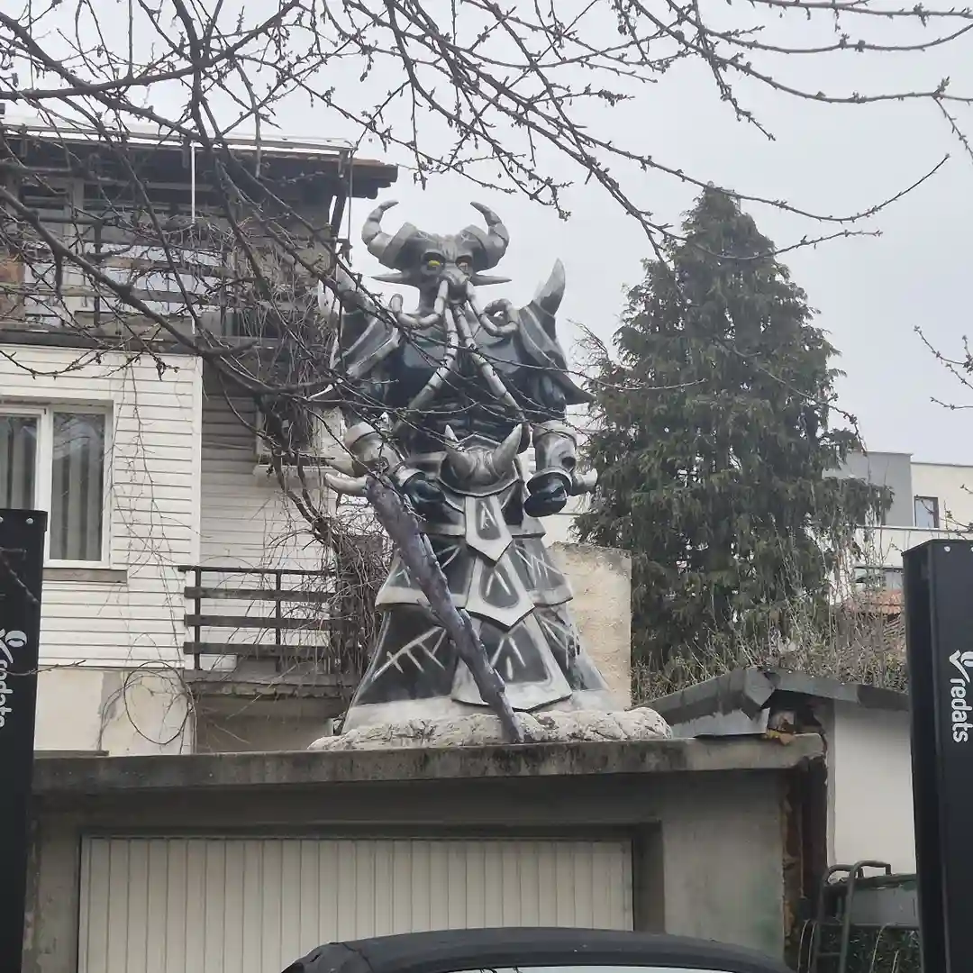Statuia lui Kassadin din Sofia