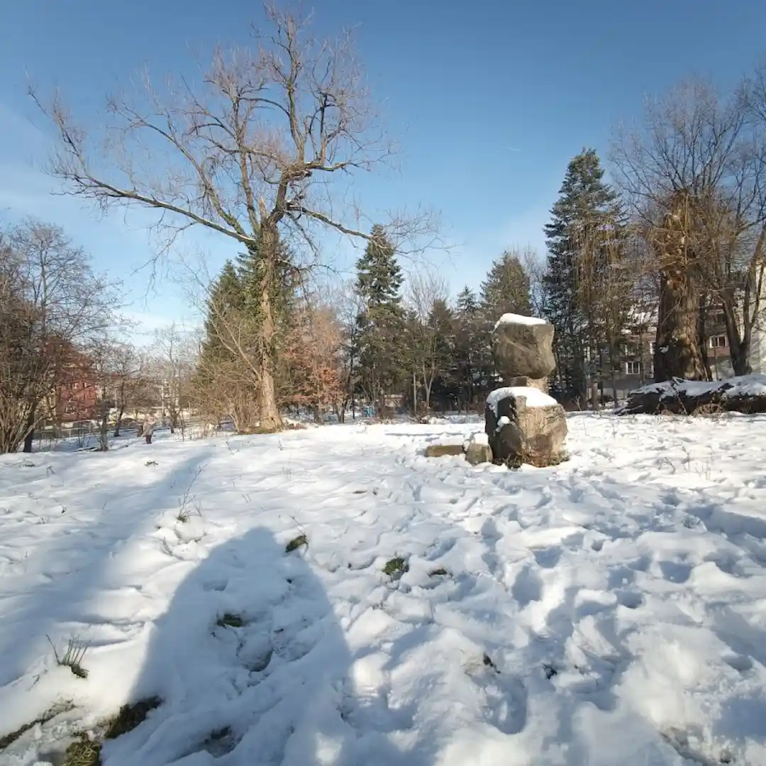 Park „Raiska Gradina“ – ein beliebter Ort für Spaziergänge