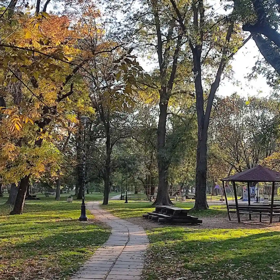 "Ovcha Kupel Park" в София за отдих и разходки