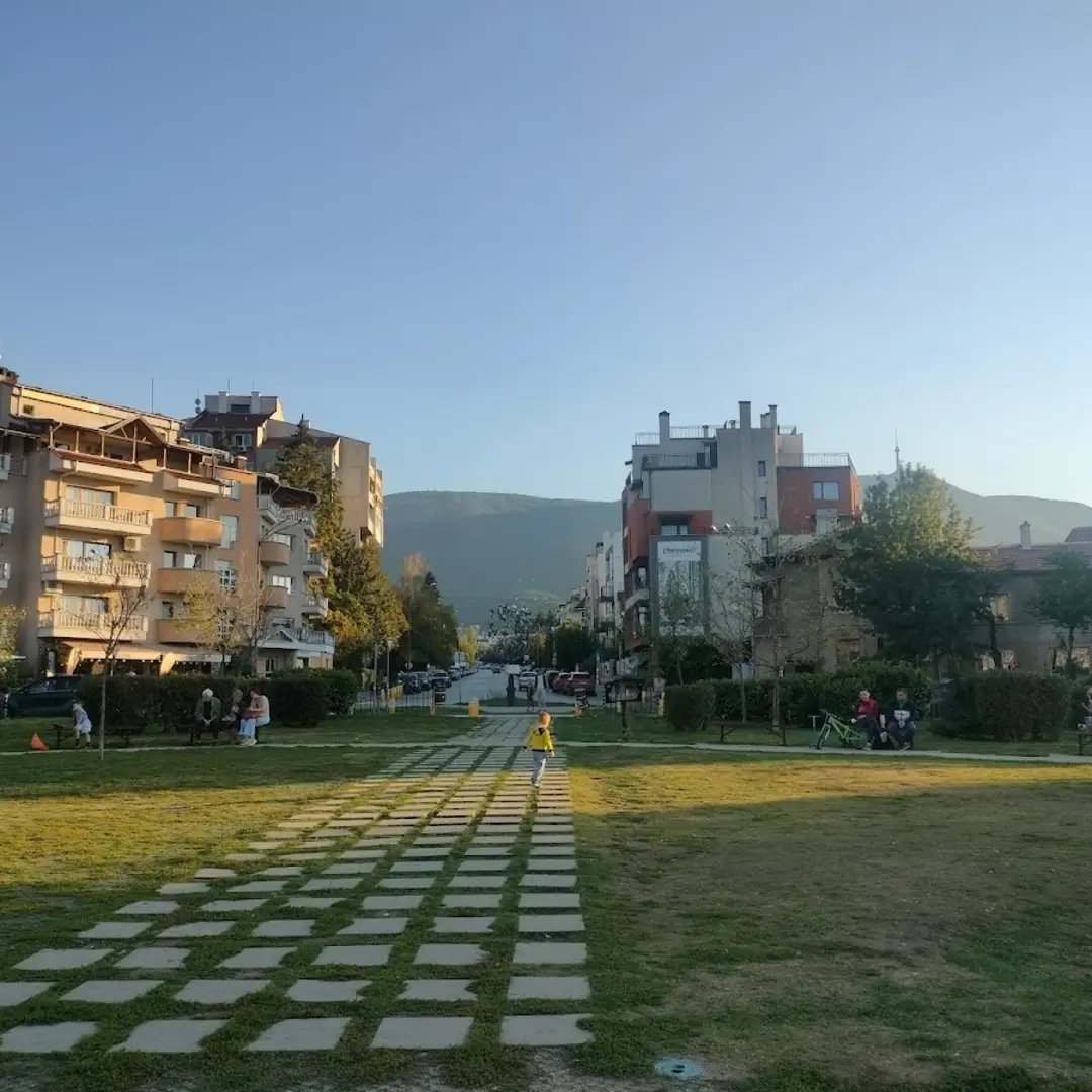 Plaza "Bandera de la Paz" – Símbolo de Sofía