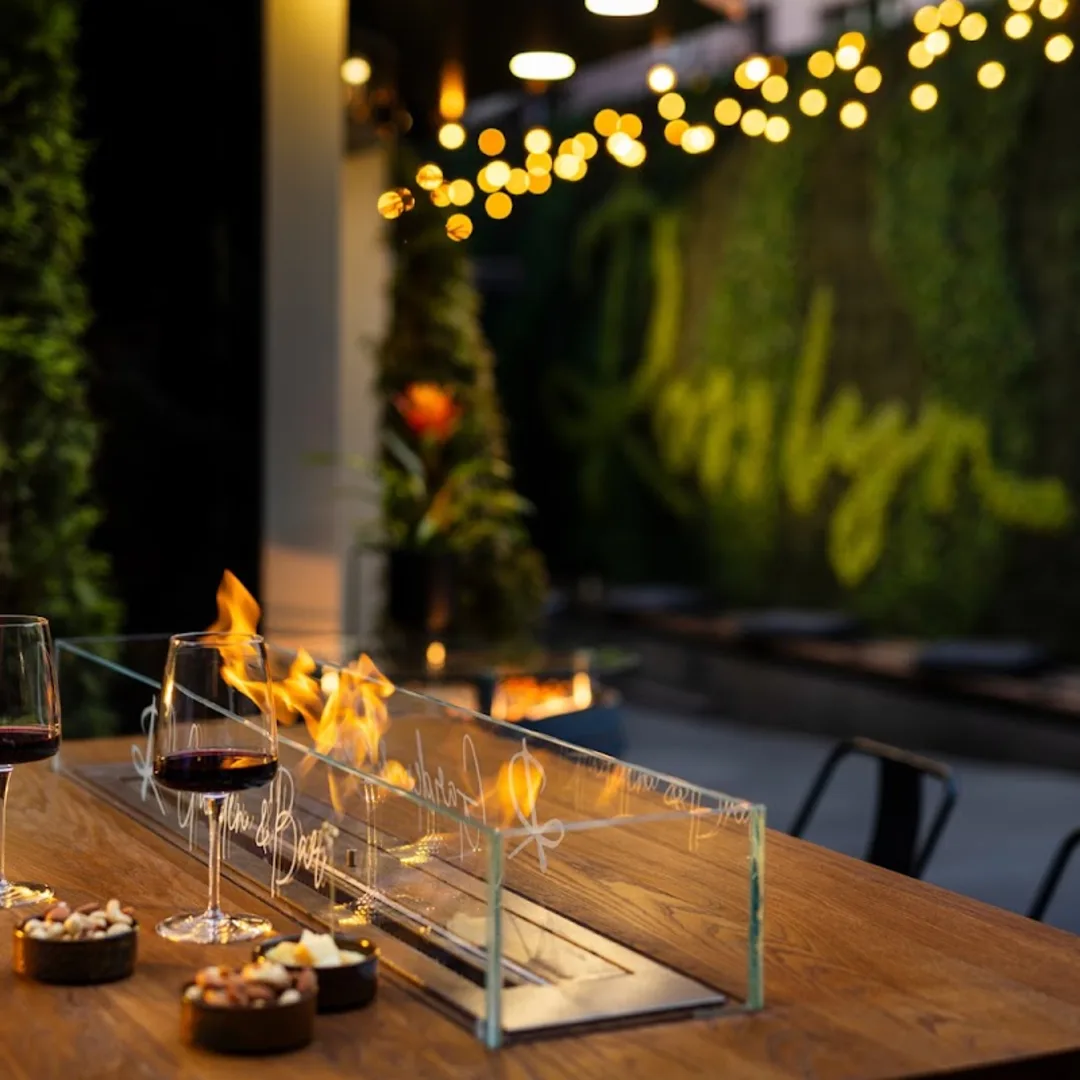 R Garden & Bar Sofía – acogedor bar en el centro