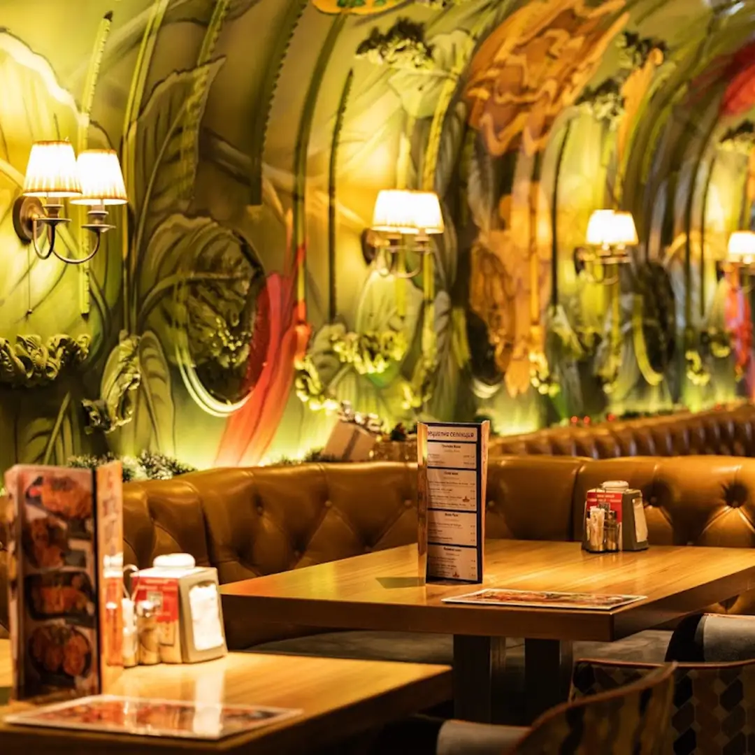 Happy Bar & Grill – Piazza Sveta Nedelya, Sofia