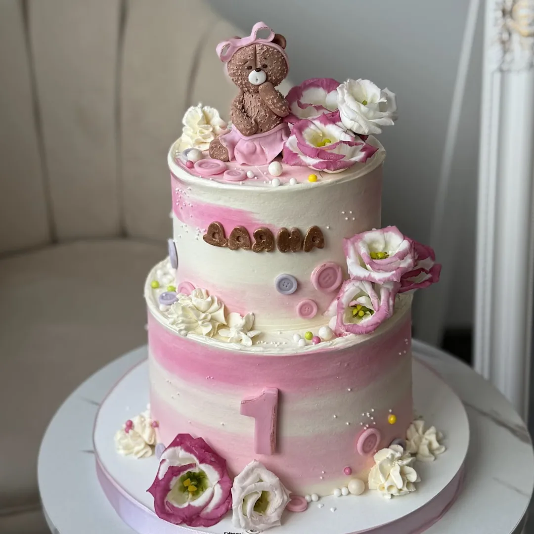 Premiumcake by Marina Dragomir in Sofia