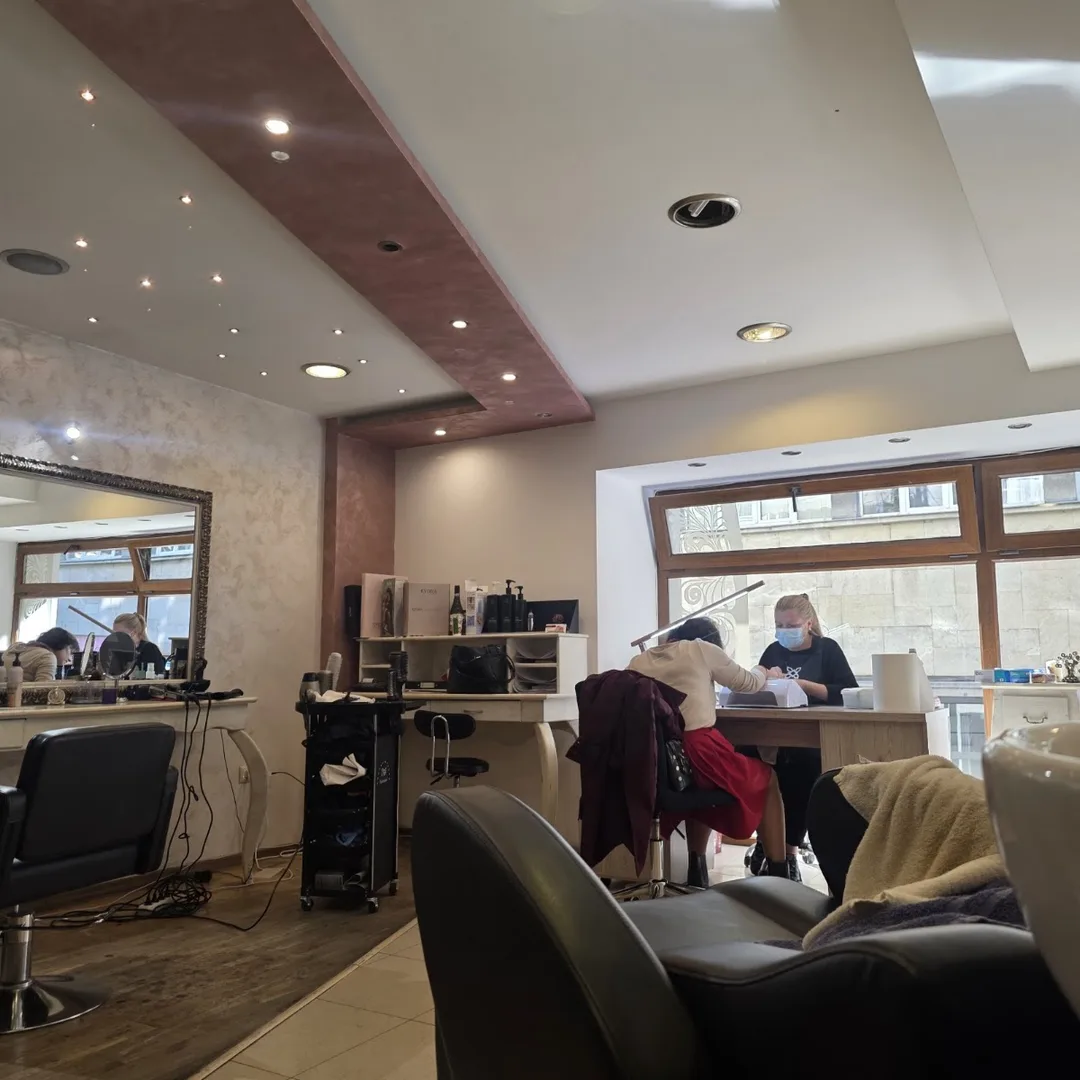 Sun City Студио – servicii profesionale de înfrumusețare