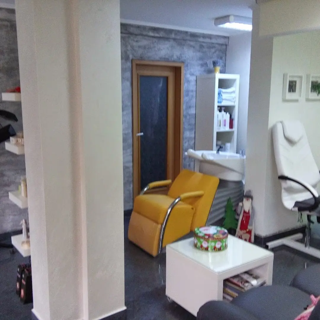 Happy Hair HH - Goldwell Friseursalon