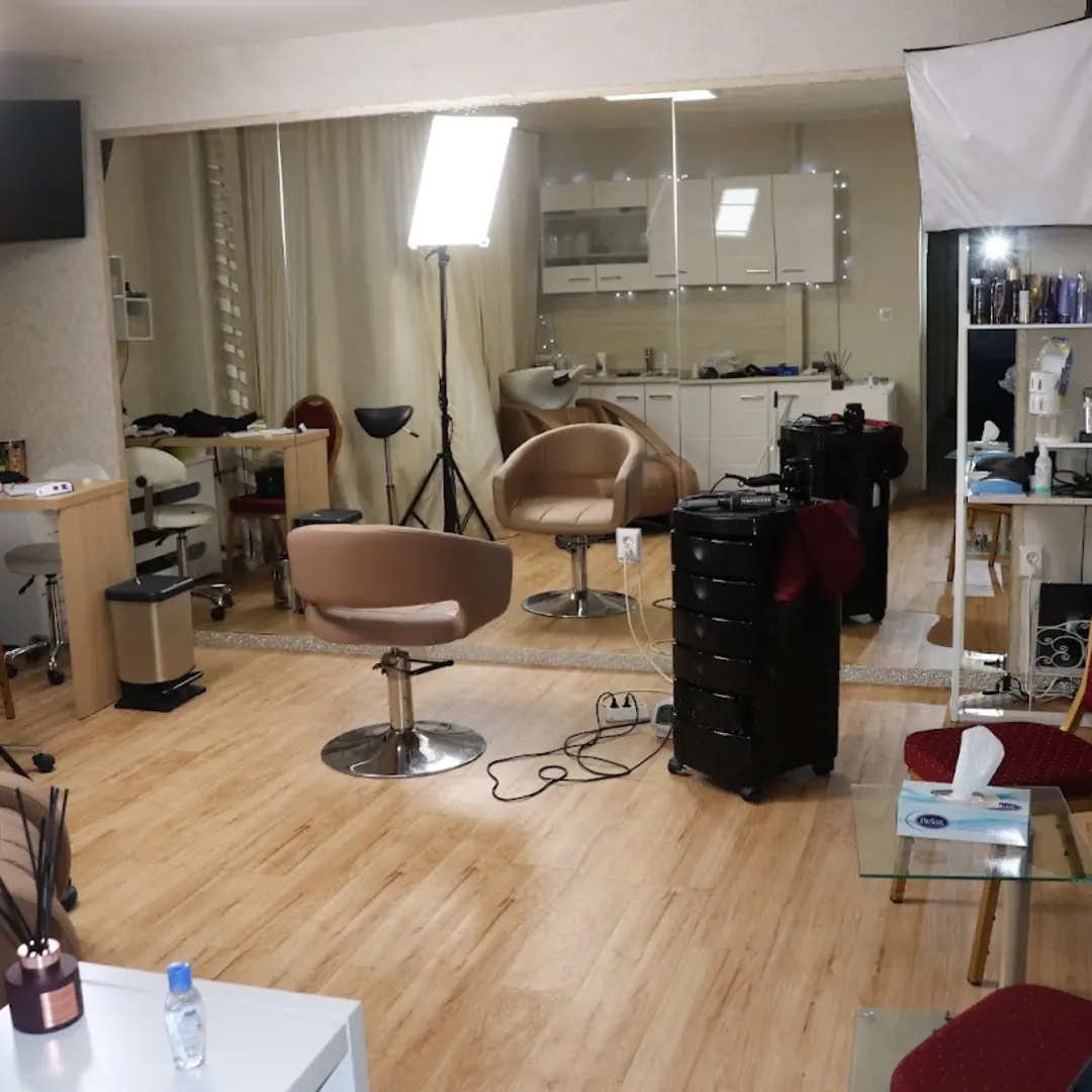 TREND Boutique Studio – Estilo y belleza