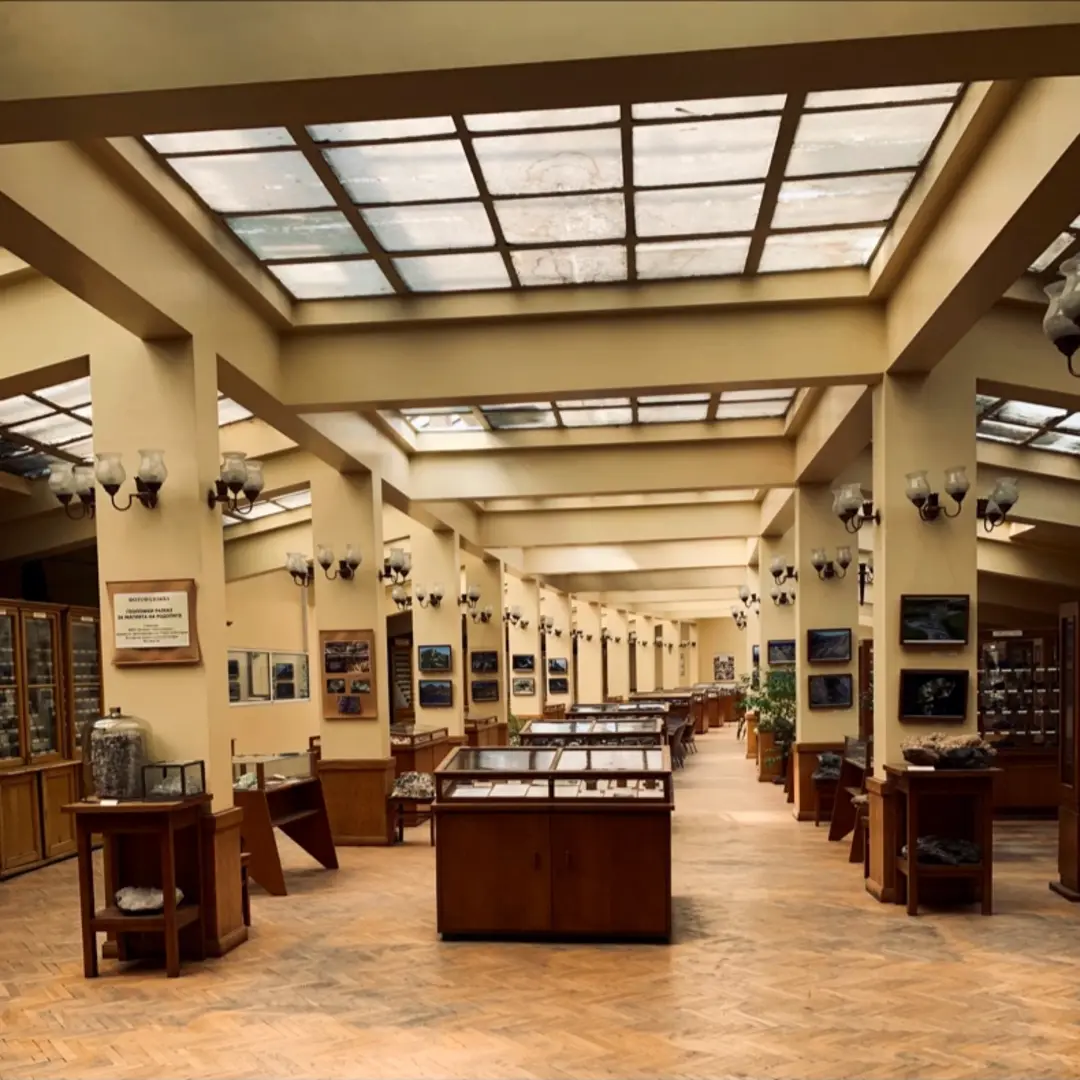 Muzeum Mineralogii, Petrologii i Zasobów Mineralnych