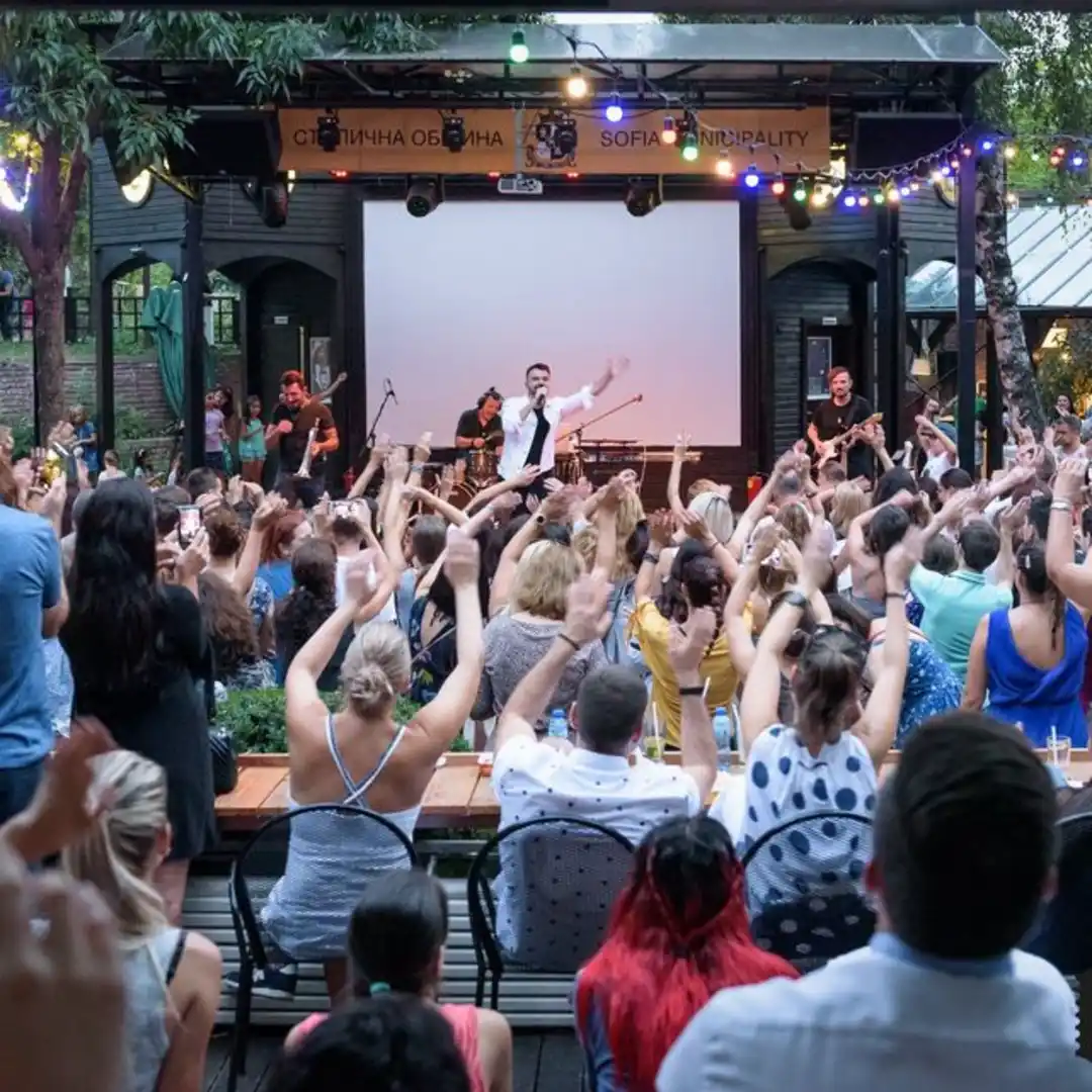 Cinema Cabana Sofía - Escenario de Cultura y Música