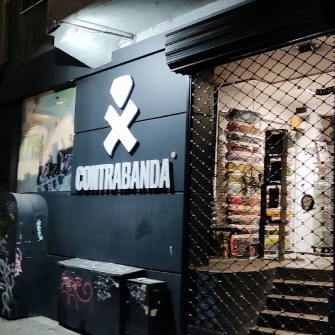 Contrabanda София - skate и streetwear магазин на бул. „Патриарх Евтимий“ №72