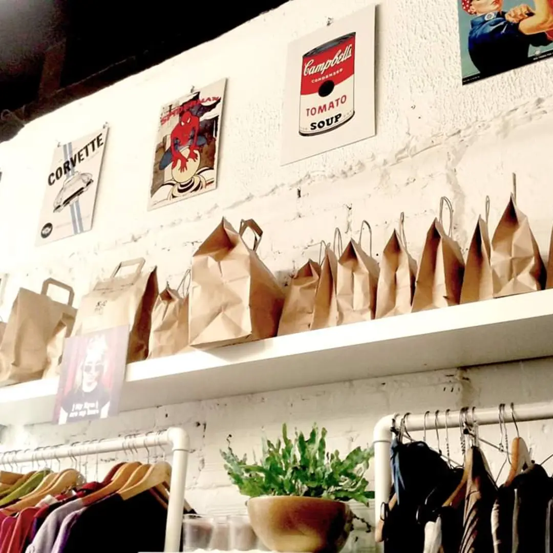 Sedgwick Shop – mode vintage à Sofia (2/2)