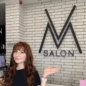 Salón de Peluquería "MV"