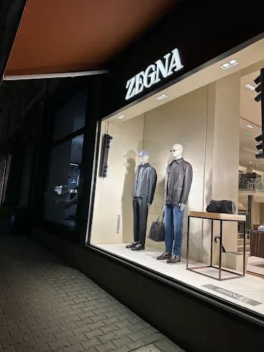 Butik męskiej mody "Zegna" (2/2)