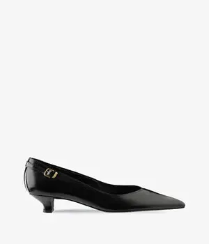 Negozio di scarpe "Högl" a Serdika Center (3/5)