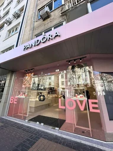 Магазин "Pandora" - бижута и аксесоари в София