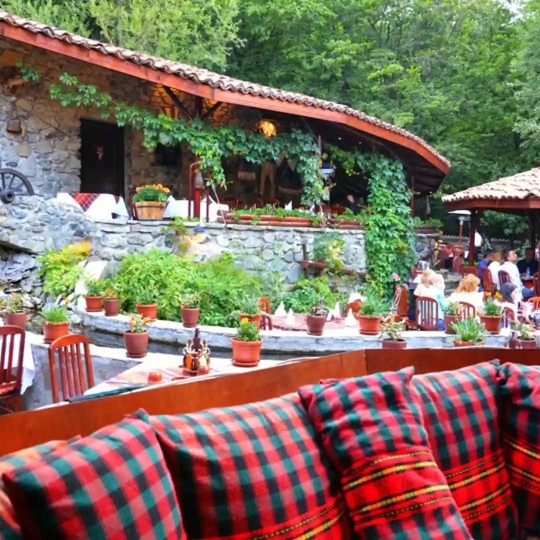 Ristorante „Vodenitsata“ a Sofia con un'atmosfera autentica