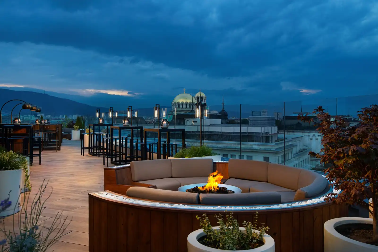 Rooftop Bar "The Scene" Sofia - Ein Ort für unerwartete und spontane Entdeckungen