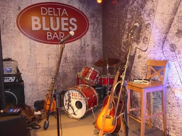 Bar "DELTA BLUES" Sofia - Musik und stilvolle Atmosphäre (3/4)