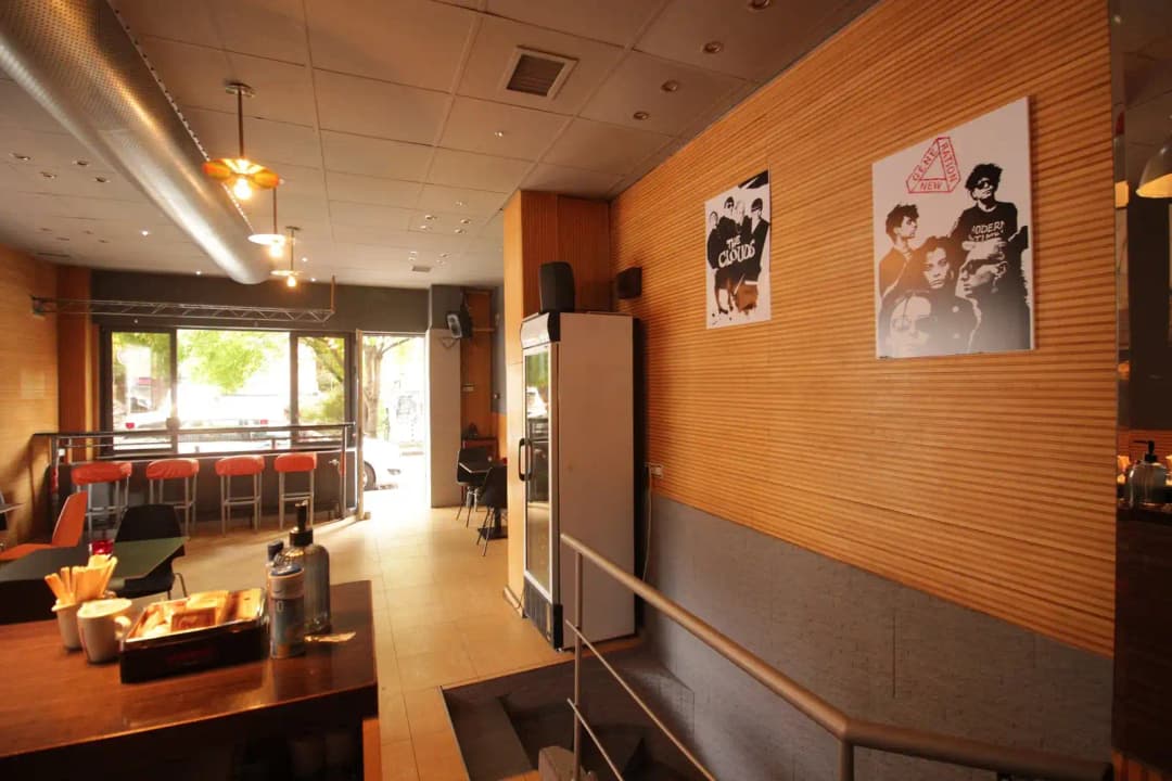 Bar "Tokyo" - Ein angenehmer Ort mit guter Musik (2/3)